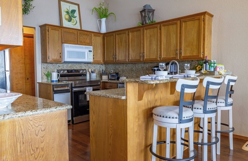 Eucha House | Waterfront lake house with your own private dock and amazing views.