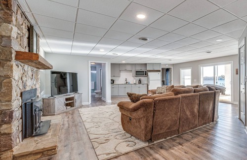 Mount Gilead House | Waterfront Lake Tillery Home w/Incredible Views!