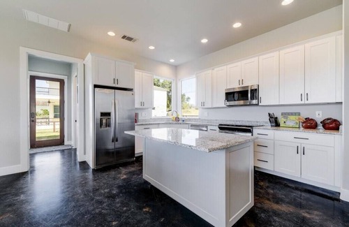 Granite Shoals House | Waterfront Lake House with Boat Lift and Dock on Lake LBJ