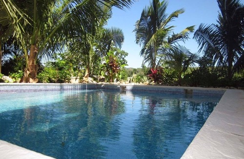 Antoneys Cay Condo | Waterfront Luxury 3 Bedroom w/Pool and Dock