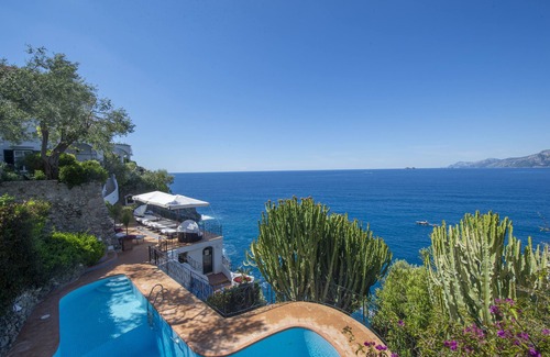 Praiano Villa | Waterfront Luxury Villa on the Amalfi Coast, Fully staffed, All-inclusive