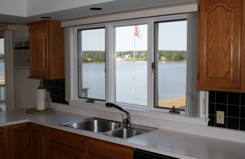 Portsmouth House | Waterfront Oasis-Dynamic Newport County: Kayaks-Fire Pit-BBQ.