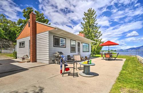 Oroville House | Waterfront Osoyoos Lake Cottage with Beach and Patio!