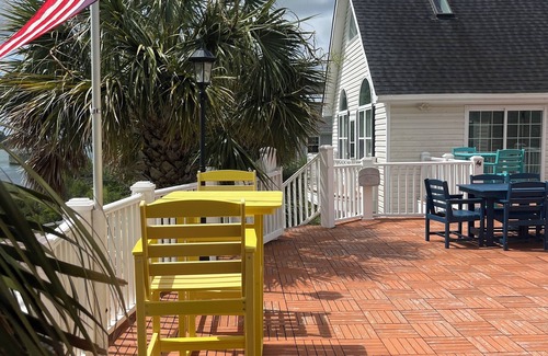 Core Creek House | Waterfront Retreat w/Guest House, Dock & RV Hookup – Perfect Getaway!