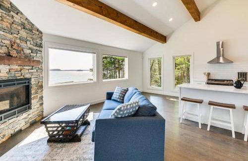 Roque Bluffs House | Waterfront Roque Bluffs Hideaway with Private Beach