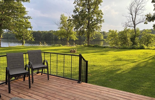 Nekoosa Cabin | Waterfront-Sand Valley-Boat Landing-Docks- ATV/UTV - Perfect for a cozy getaway