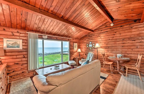 Sekiu House | Waterfront Sekiu Escape - 9 Mi to Neah Bay!