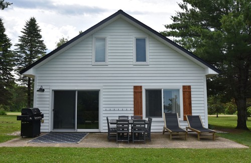 Parkers Prairie House | Waterfront Updated Home on Lake Irene