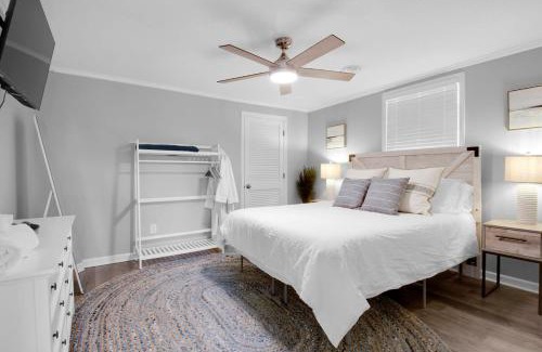 Sneads Ferry House | Waterfront Vacation Home near Camp Lejeune