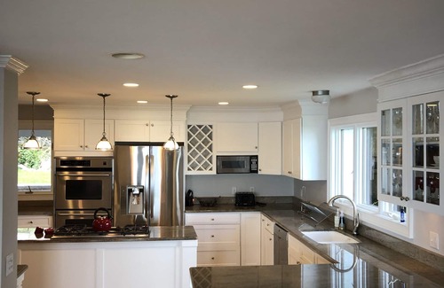 Portsmouth House | Waterfront vacation home with a dock