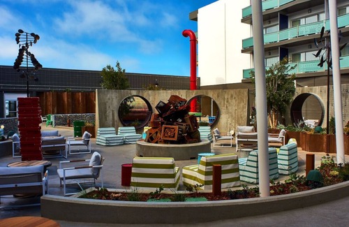 Fisherman's Wharf Hotel | Waterfront Vibes & Cozy Nights near Ghirardelli | 4 Family-Friendly Rooms
