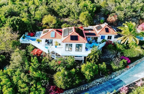 Hart Bay Villa | Waterfront! Villa Di Pace, Cruz Bay, St John Luxe OCEANFRONT VillanSummer deals
