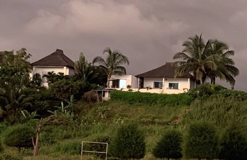Cap Skirring House | WATERFRONT VILLA WITH BREATHTAKING OCEAN VIEWS IN CAP SKIRRING