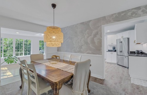 White Stone House | Waterfront, White Stone, Spacious-Kayaks-Family