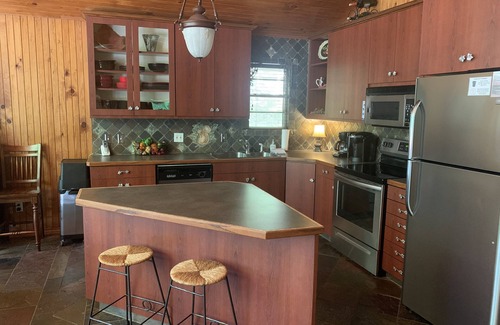 Holly Lake Ranch House | Waterfront - Winding Trail Lodge, Sleeps 6, Enjoy Amenities on Holly Lake Ranch