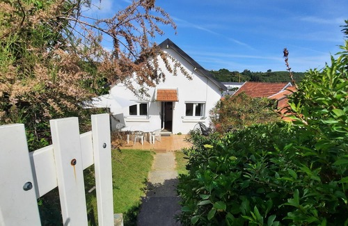 Plerin House | Waterfront with sea view!