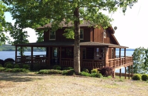 Waterloo Cabin | Waterloo Cabin on Wide Water, Boat Dock, Beach, & Awesome Views!