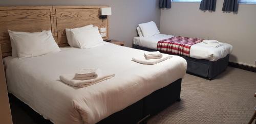 Cullompton Hotel | Waterloo Cross, Devon by Marston's Inns