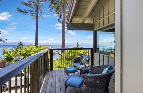 Tahoma House | Waters Edge Jewel with Lake Views - HOA Access