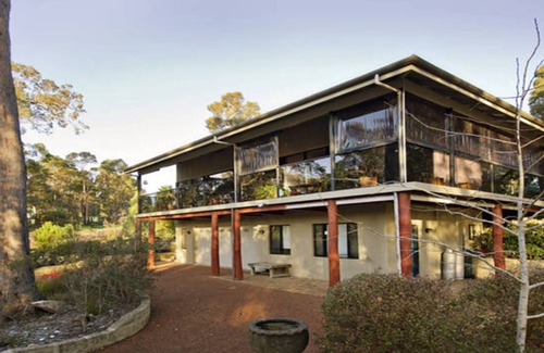 Margaret River House | Waters Edge Margaret River (Established 2010)