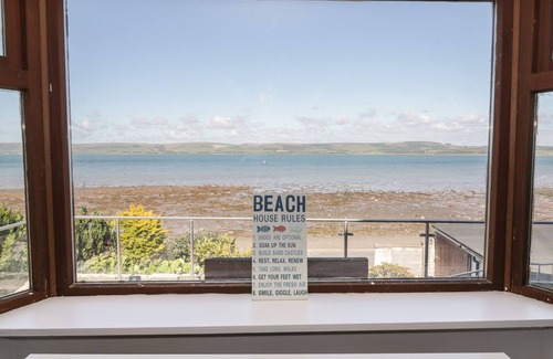 Stranraer Cottage | WATERS EDGE, pet friendly, character holiday cottage in Stranraer