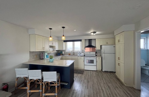 Harwich House | Water’s Edge RetreatnEnjoy your own private waterfront home!