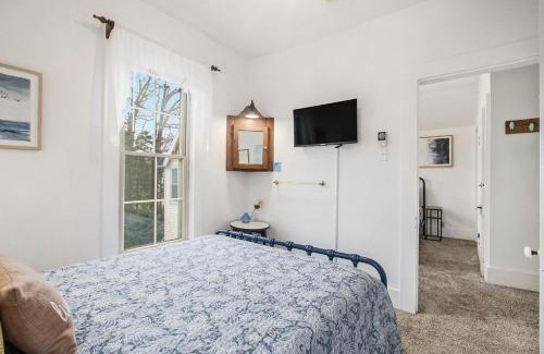 South Haven Bed & Breakfast | Waters View Inn