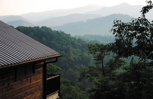 Bryson City Cabin | Watershed 9 - Rustic Luxury Cabin with Long Range Views