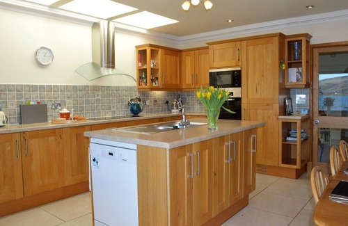 Tighnabruaich House | Waterside Villa, shore front location with 22m balcony, 5 bathrooms, sleeps 8
