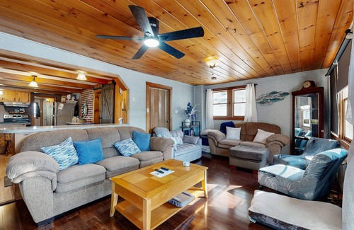 Limington House | Waterview Cabin with dock access on lake with washer/dryer
