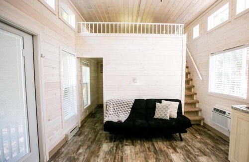 Steele Creek House | Waterview Family Style Two Bedroom #9 at Long Cove Resort