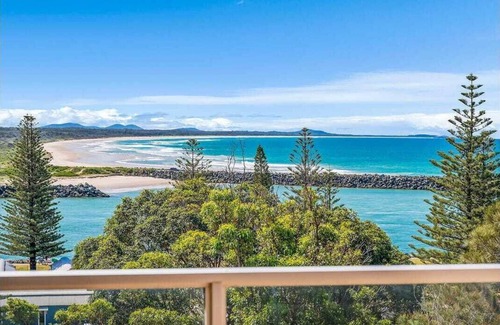 Port Macquarie House | Waterviews in the heart of Port Macquarie