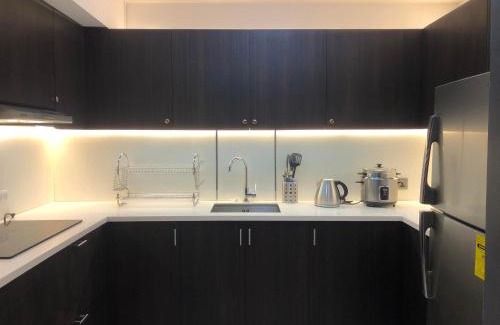 Poblacion District Apartment | Watson's 2BR Executive Condo
