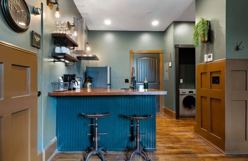 Columbia Apartment | Watson @ The Vestry on Read