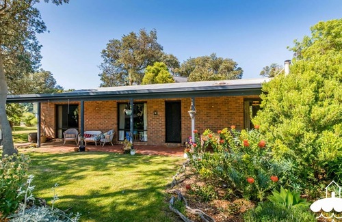 Sandy Point House | Wattle Haven Stay 3 Pay 2 Sept to Oct
