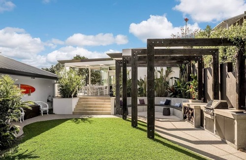 Lennox Head House | Wave Hill and The Pool House Lennox head