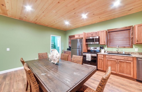 Waverly Cabin | Waverly Cabin, Close to Kentucky Lake Access!