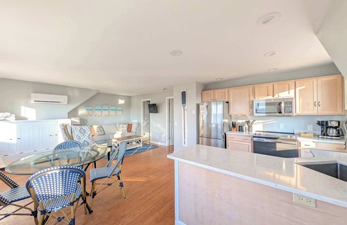 Block Island Apartment | Waverly Suite 3 on the Beach