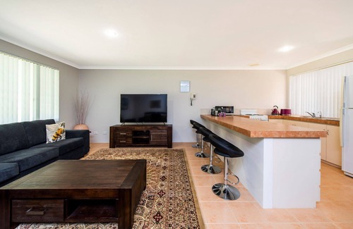 Guilderton House | Waves And Moore - Beautifully presented home