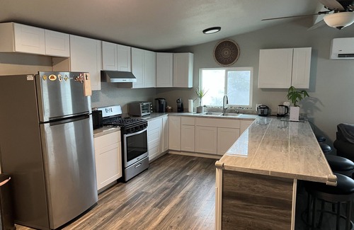 Squaw Valley House | We are 35 min. From the entrance to KINGS CANYON & SEQUOIA NATIONAL PARK
