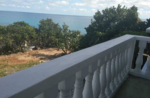 Palmilla Apartment | We are an hour away from the Santo Domingo airport and Punta Cana airport .