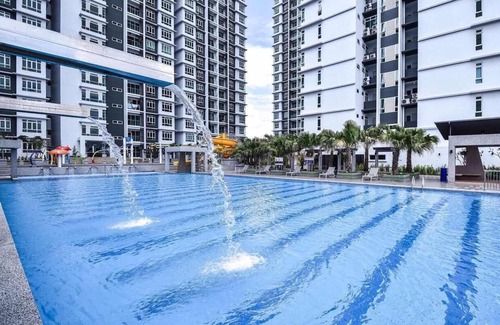 Enam Apartment | We Homestay@Pool View/JonkerWalk/TownArea