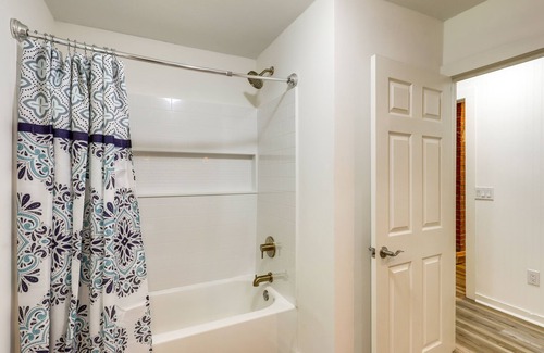 Weaverville Cottage | Weaverville Retreat w/ Private Hiking Trail!