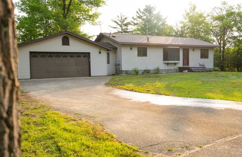 Hackensack Cabin | Webb Lake, Hackensack, Northern MN - 3 Bedroom, Sleeps 6