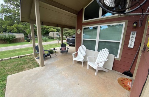 Pottsboro House | Weclome to Knot Shore on Lake Texoma with boat parking