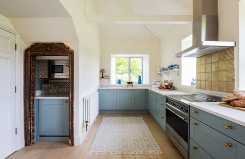 Loddiswell Cottage | Weekemoor - a house that sleeps 8 guests in 4 bedrooms