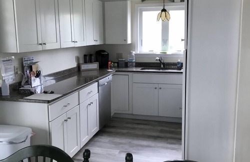 Portsmouth House | Weekly Home Rental Sleeps 5 located on Blue Bell Cove