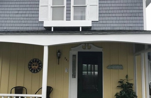 Portsmouth House | Weekly Home Rental Sleeps 5 located on Blue Bell Cove