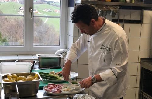 Glanz an der Weinstrasse Hotel | Weingut Essgut Schlafgut Sabathihof-Dillinger