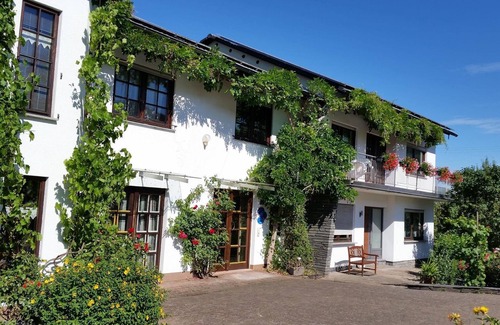 Ayl Cottage | Weingut-Pension Raevenhof - Double Room Shower /WC